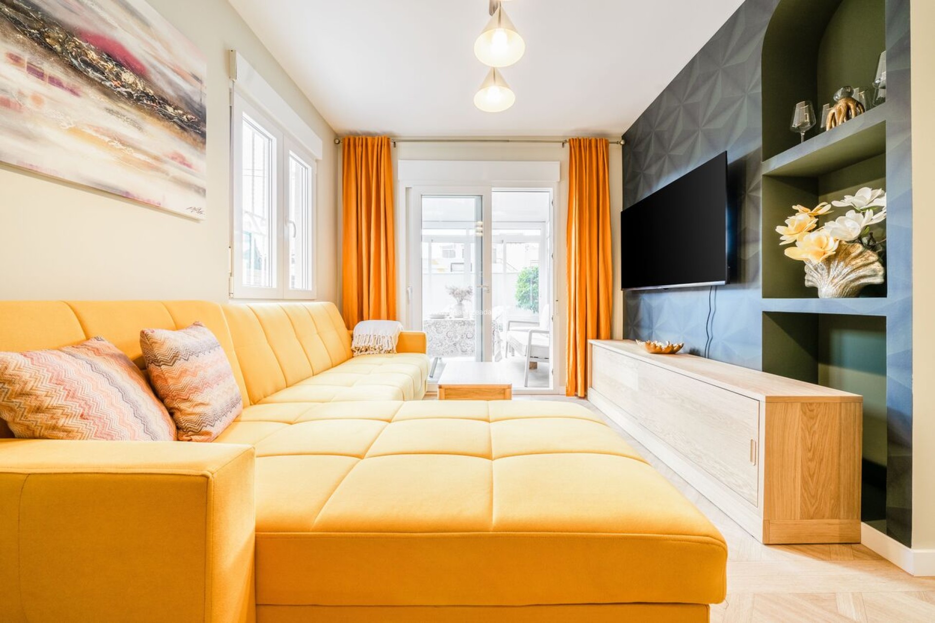 Resale - Apartment / flat - Torrevieja - Costa Blanca