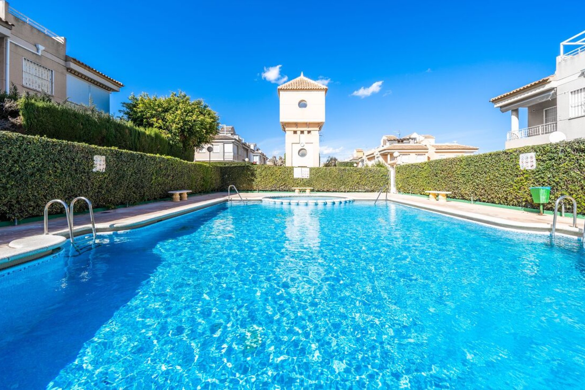 Resale - Apartment / flat - Torrevieja - Costa Blanca