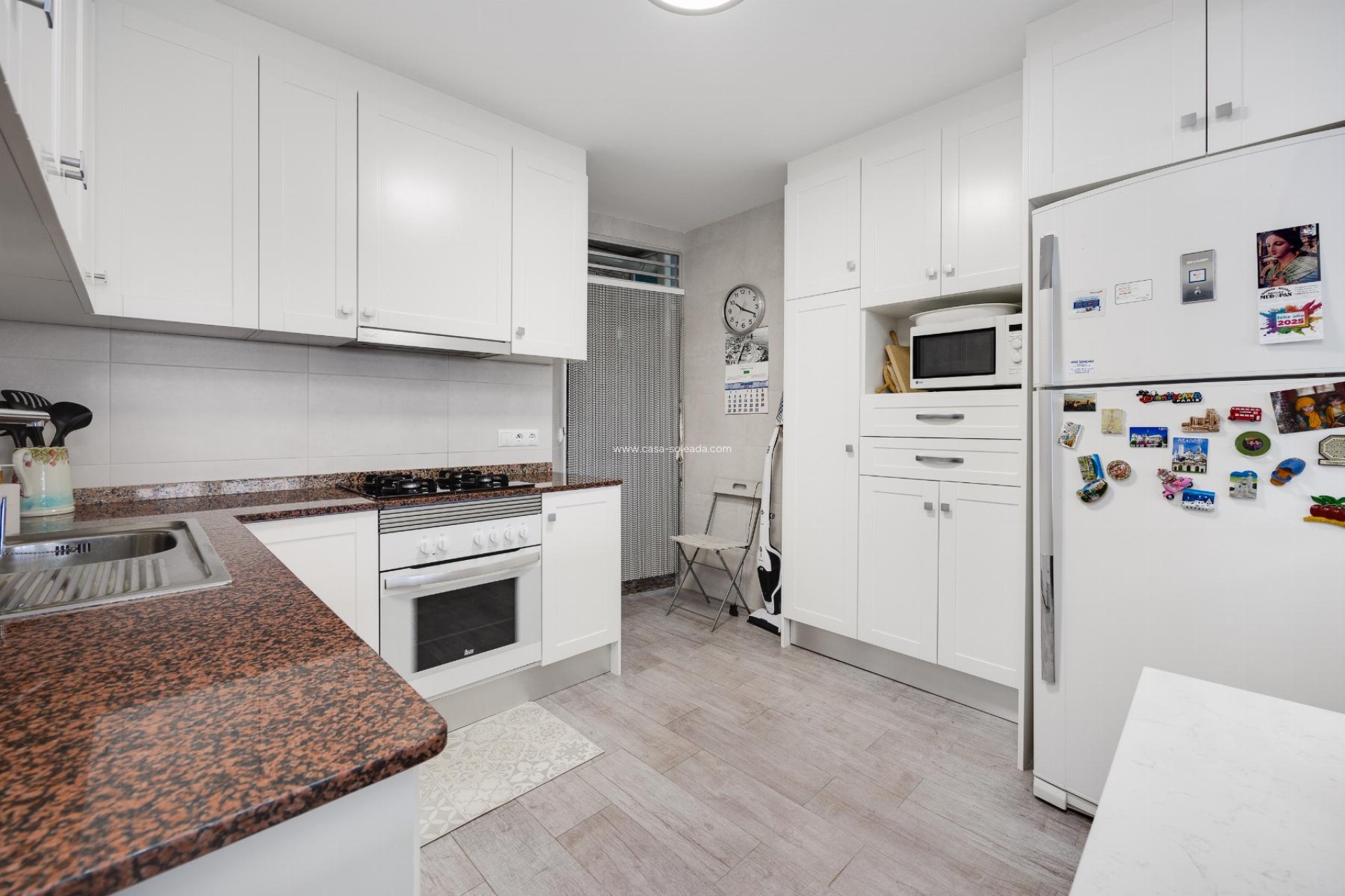 Resale - Apartment / flat - Torrevieja - Costa Blanca