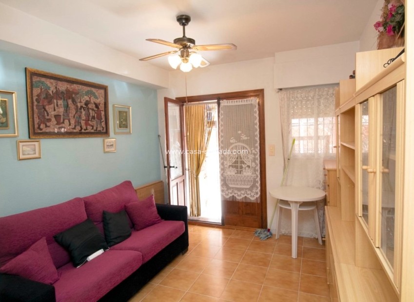 Resale - Apartment / flat - Torrevieja - La Mata