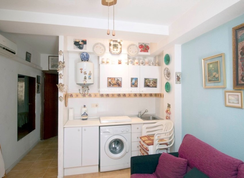 Resale - Apartment / flat - Torrevieja - La Mata