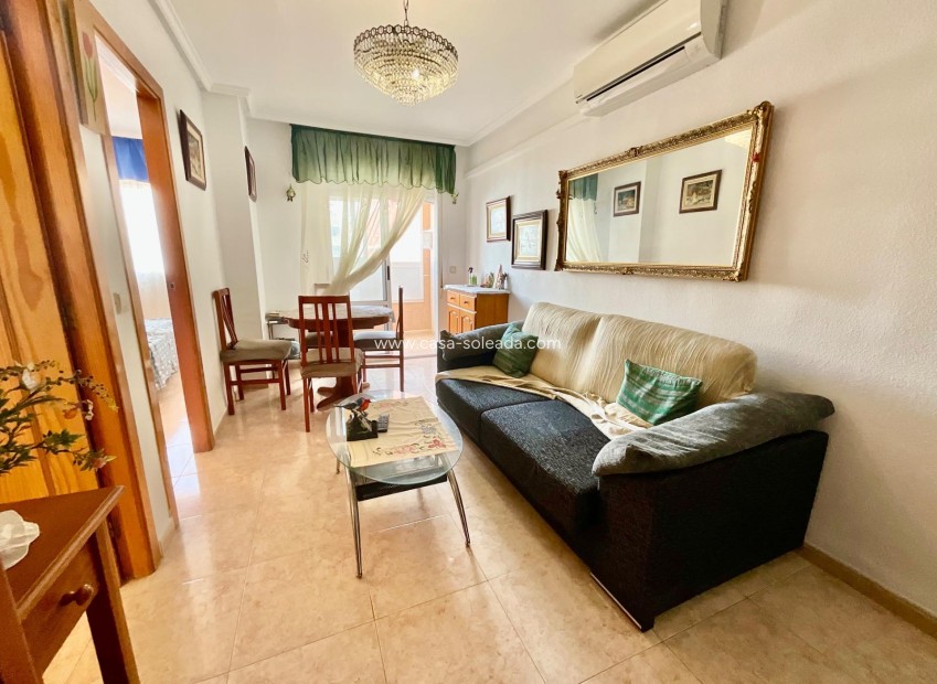 Resale - Apartment / flat - Torrevieja - PARQUE DE LAS NACIONES