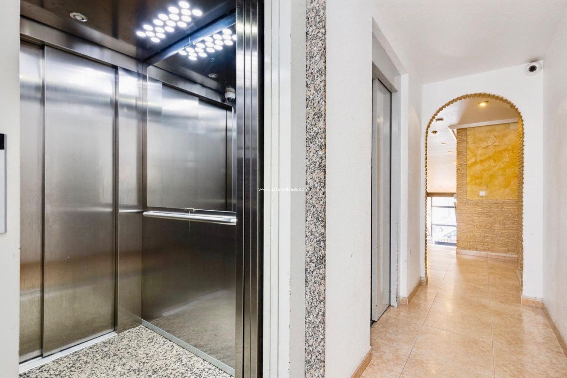Resale - Apartment / flat - Torrevieja - PARQUE DE LAS NACIONES