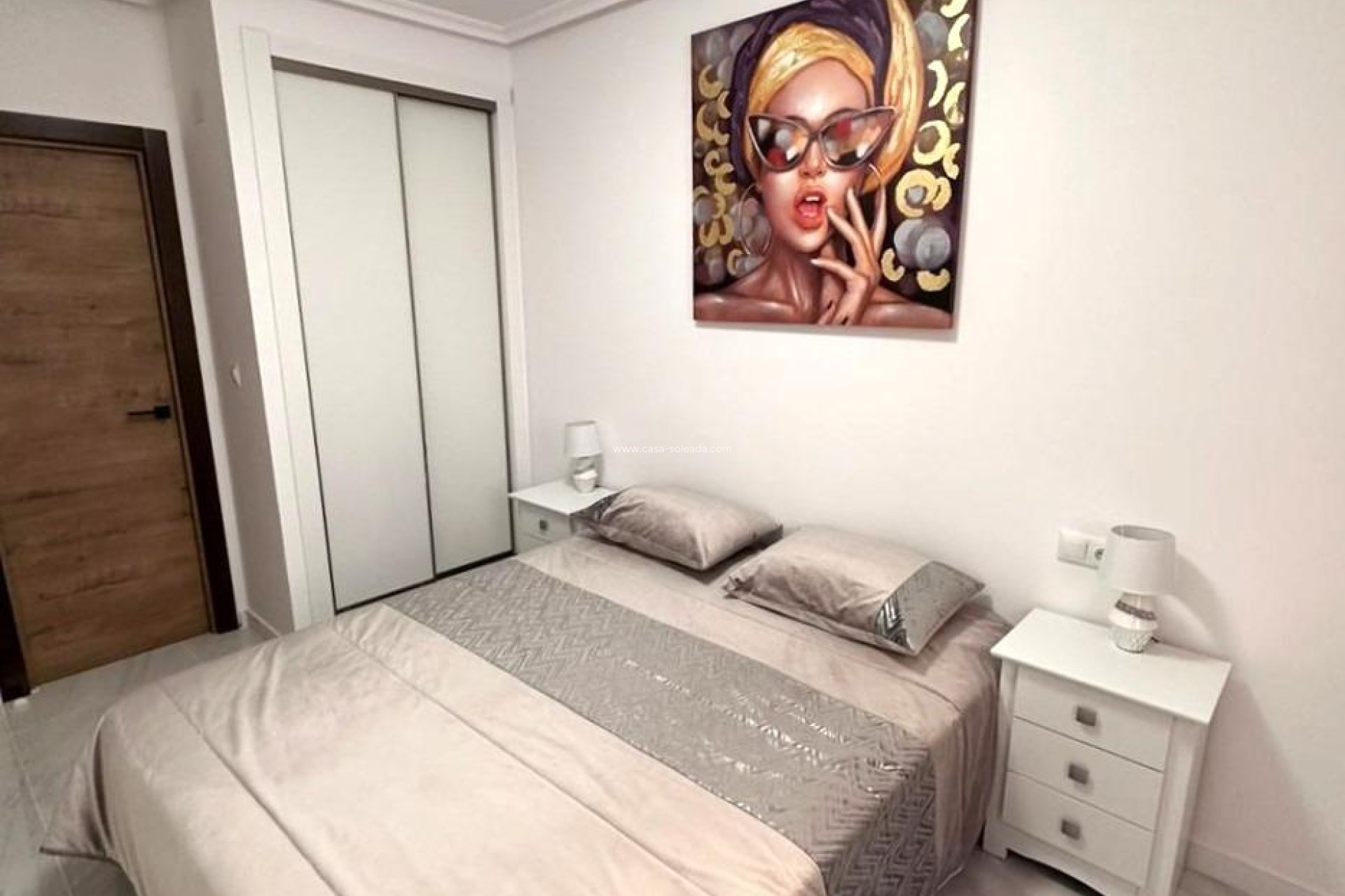 Resale - Apartment / flat - Torrevieja - Playa del Cura
