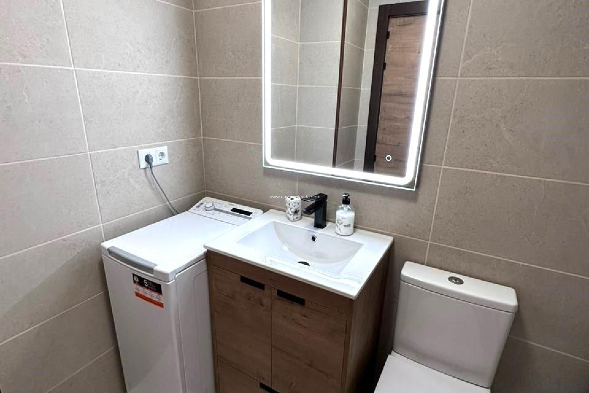 Resale - Apartment / flat - Torrevieja - Playa del Cura