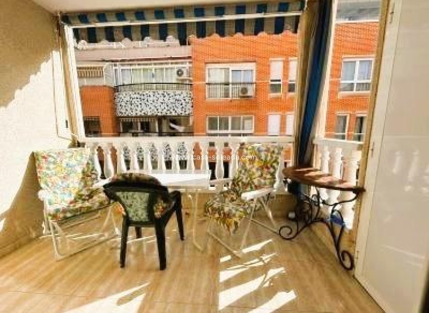 Resale - Apartment / flat - Torrevieja - Playa del Cura