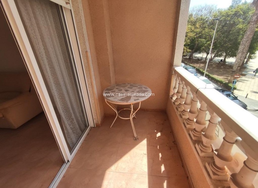 Resale - Apartment / flat - Torrevieja - Playa del Cura