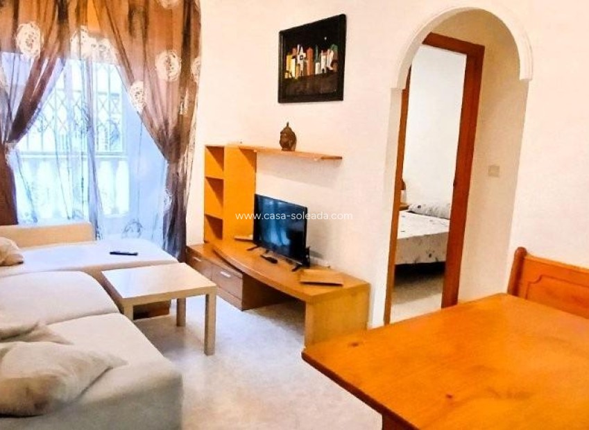 Resale - Apartment / flat - Torrevieja - Playa del Cura
