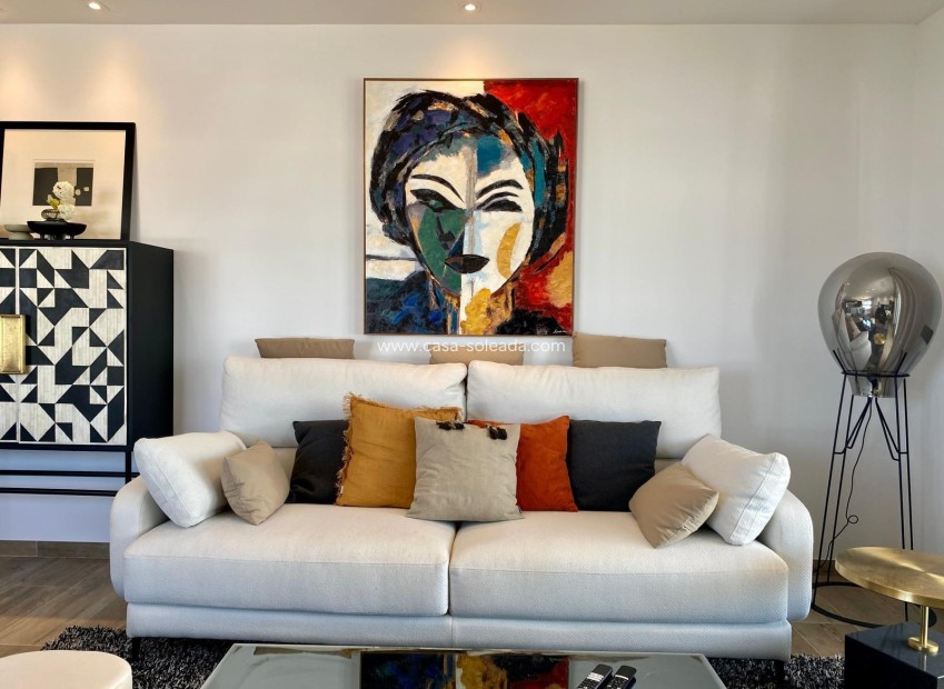 Resale - Apartment / flat - Torrevieja - Punta Prima