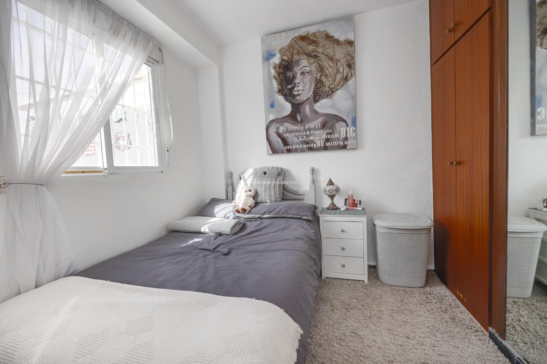 Resale - Apartment / flat - Torrevieja - San Luis