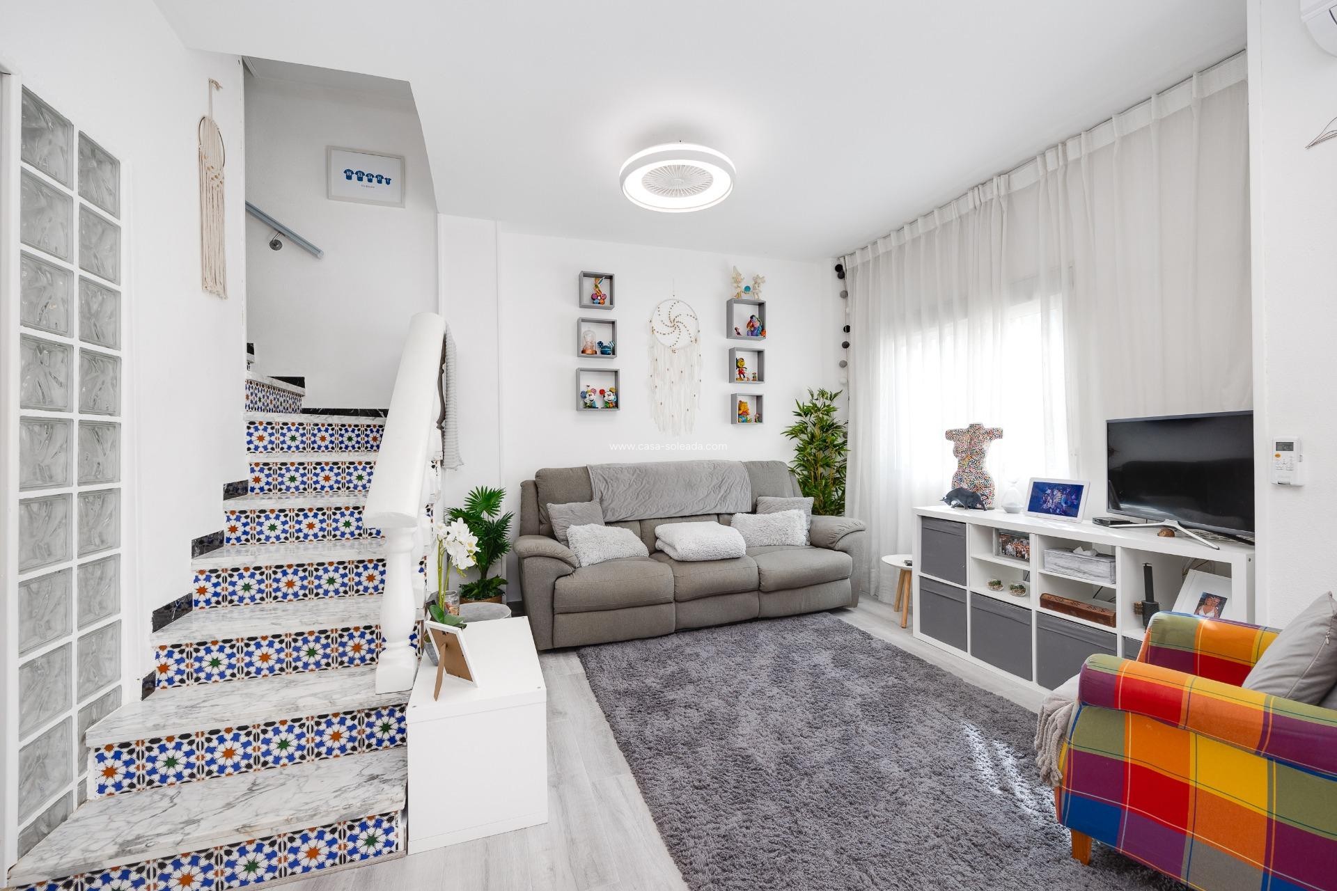 Resale - Apartment / flat - Torrevieja - San Luis