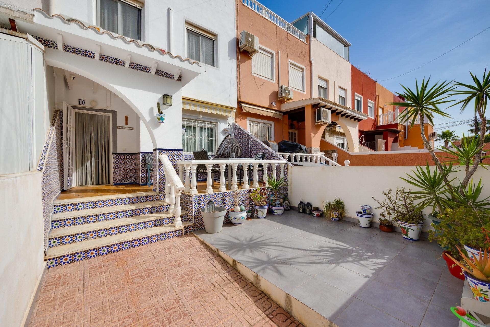 Resale - Apartment / flat - Torrevieja - San Luis