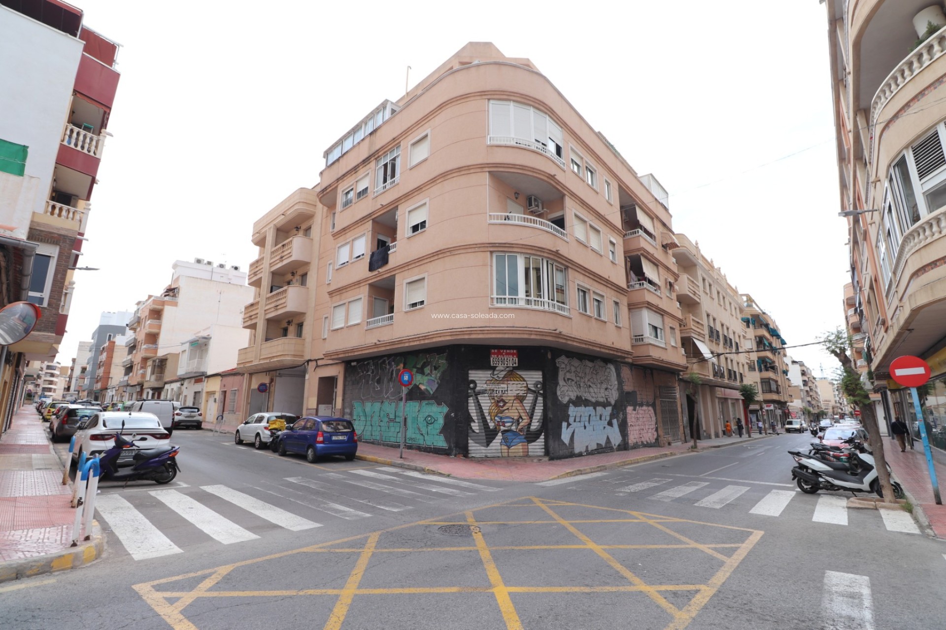 Resale - Apartment / flat - Torrevieja