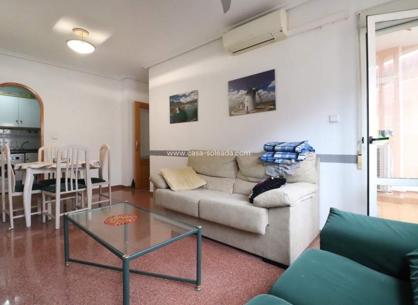 Resale - Apartment / flat - Torrevieja