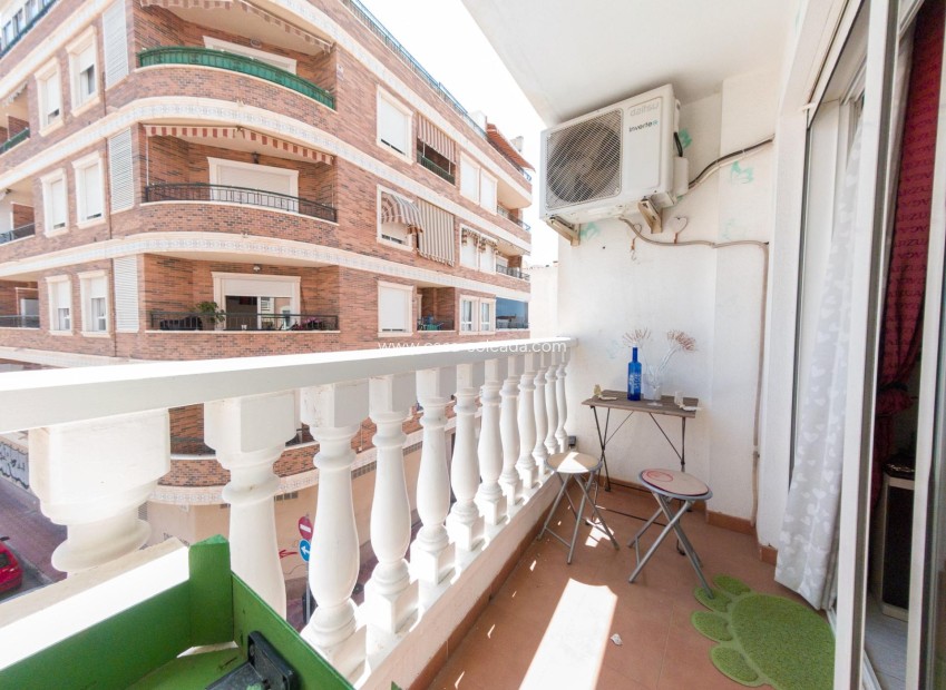 Resale - Apartment / flat - Torrevieja