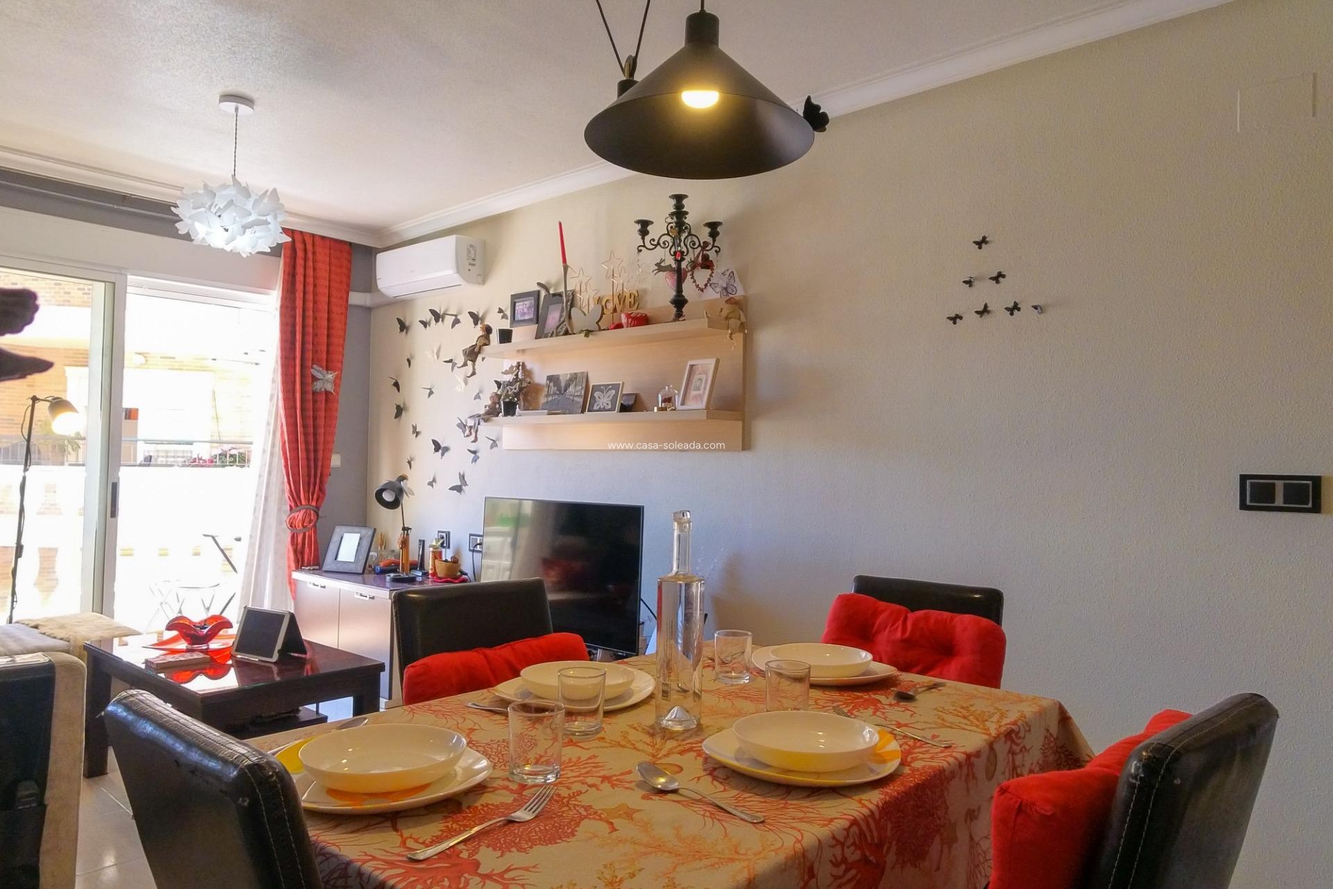 Resale - Apartment / flat - Torrevieja