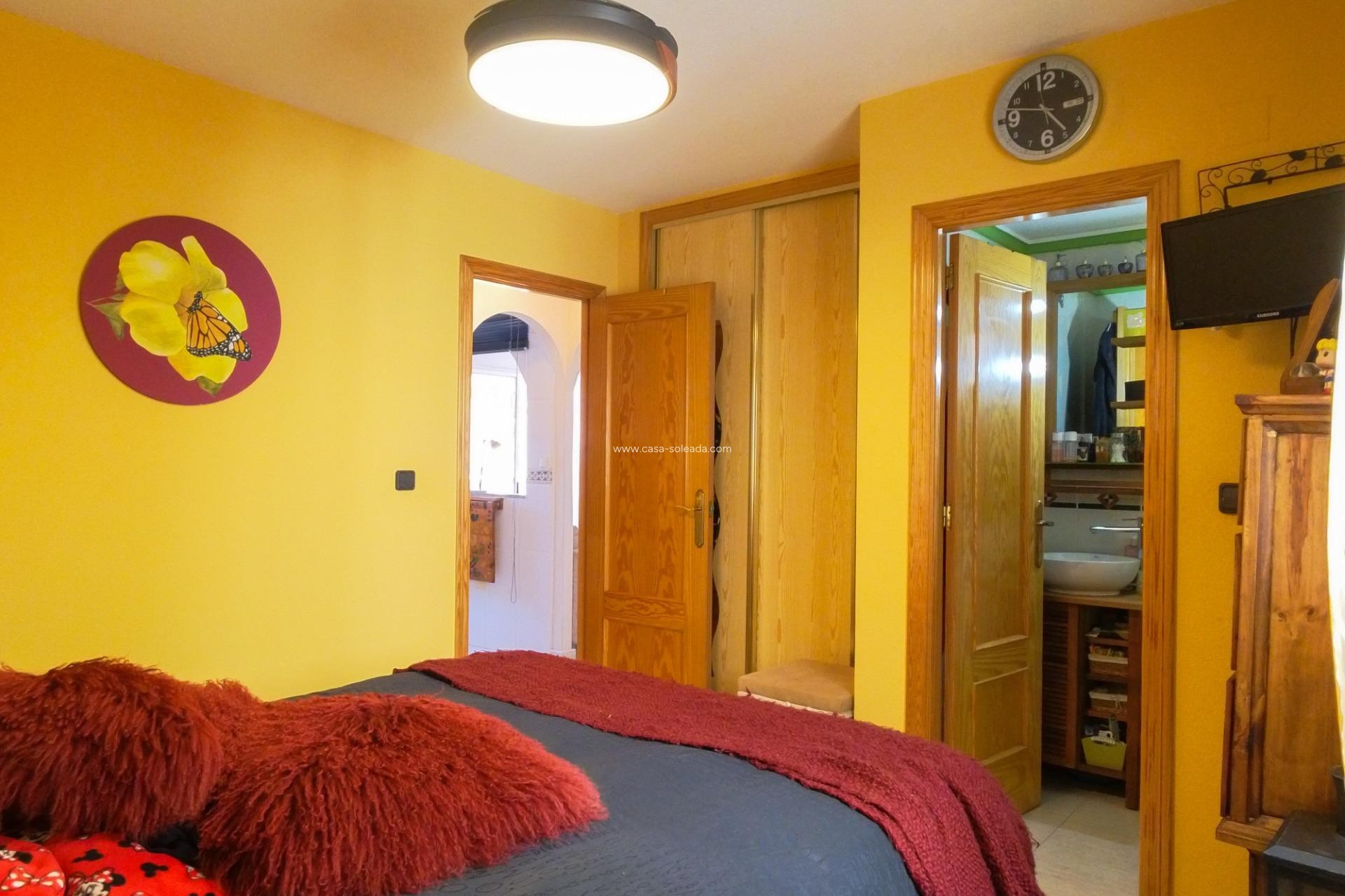 Resale - Apartment / flat - Torrevieja