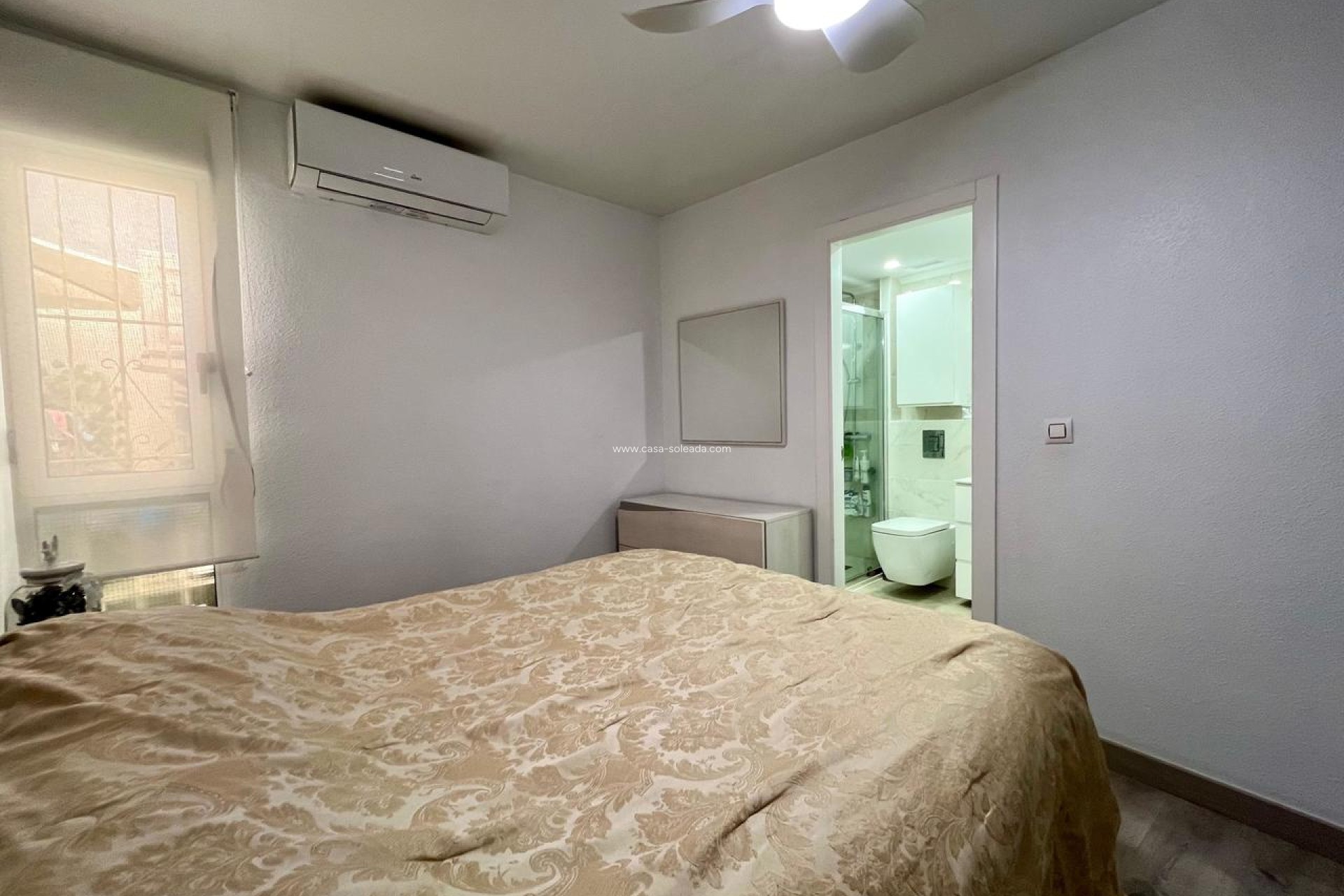 Resale - Apartment / flat - Torrevieja