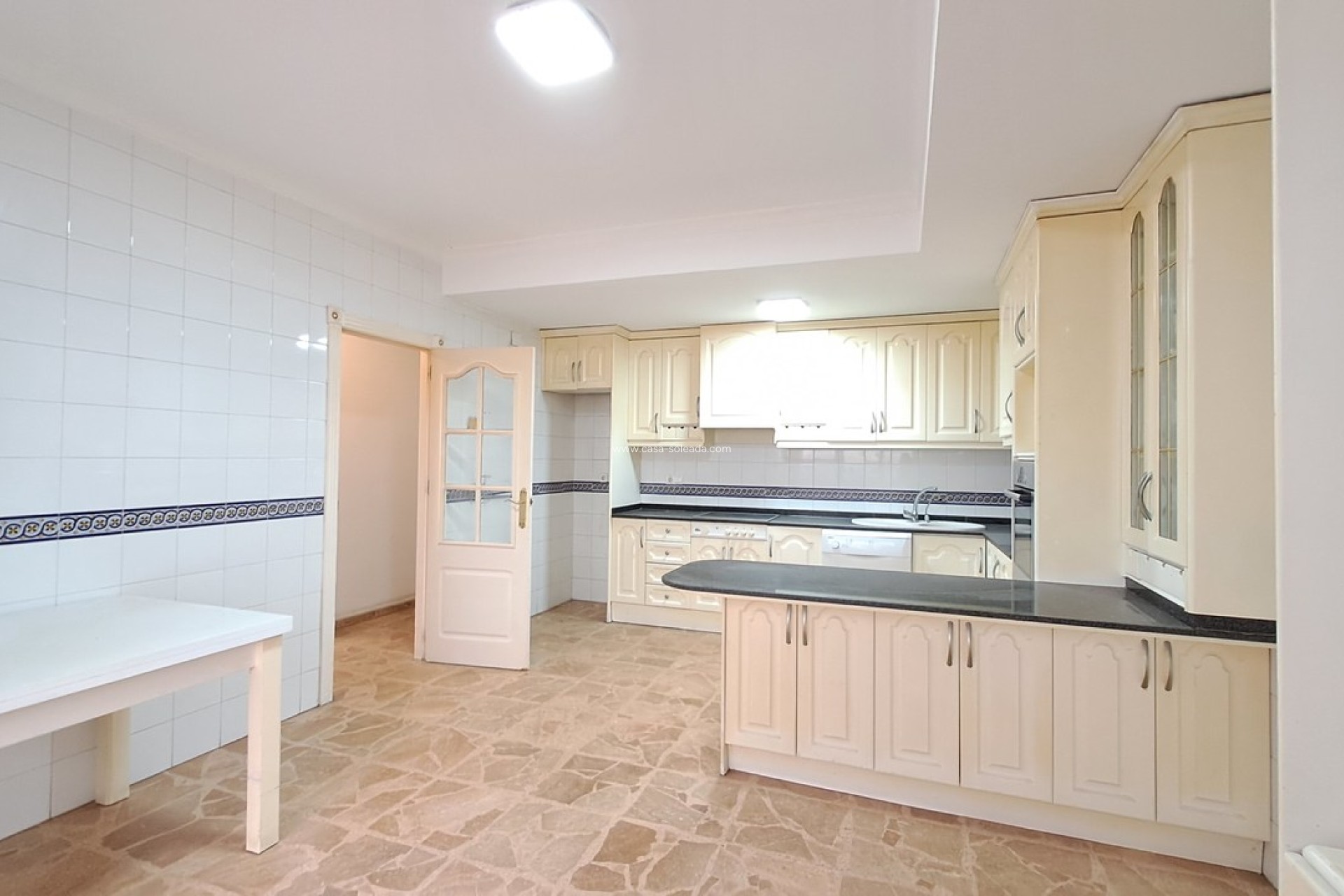 Resale - Apartment / flat - Torrevieja