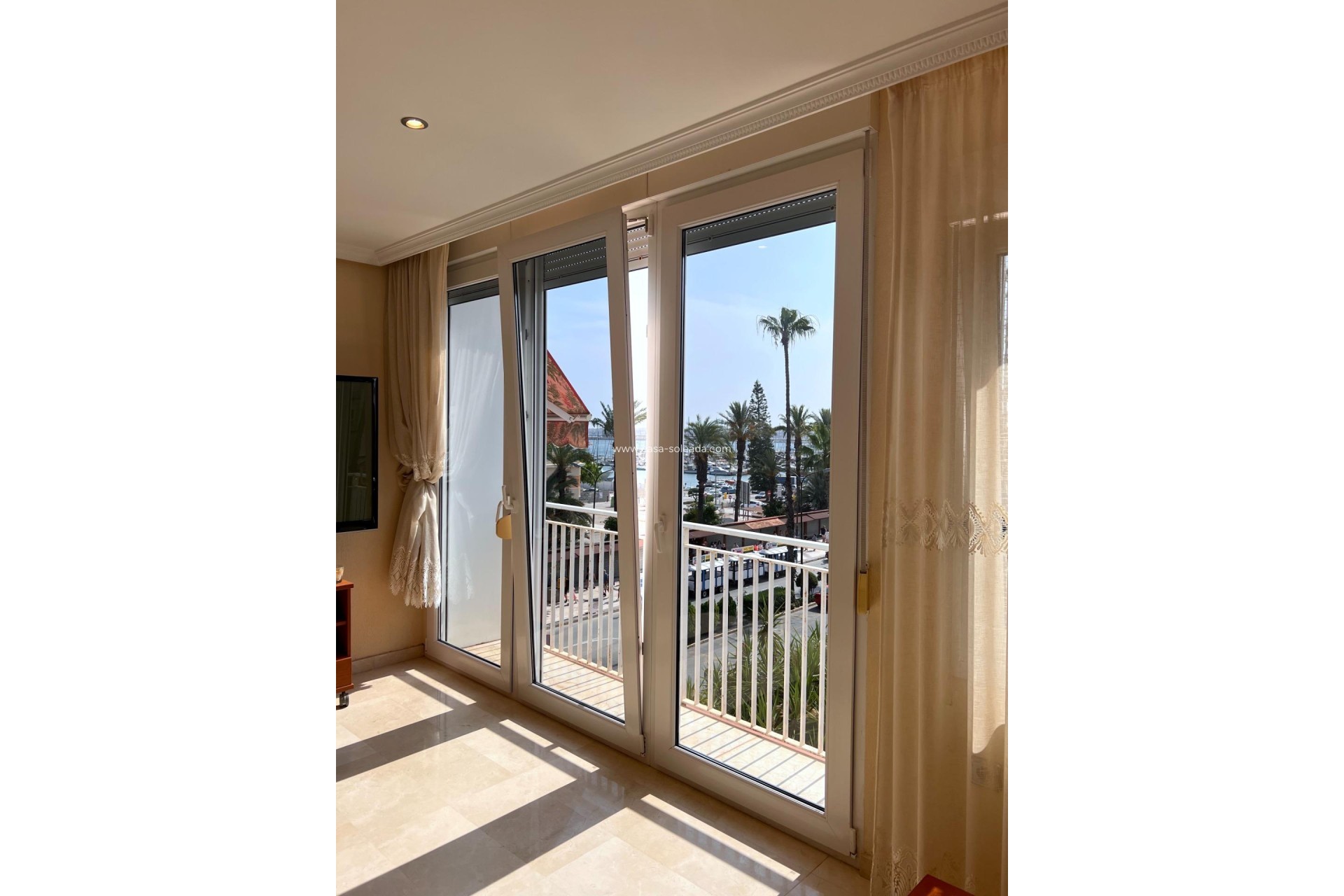 Resale - Apartment / flat - Torrevieja