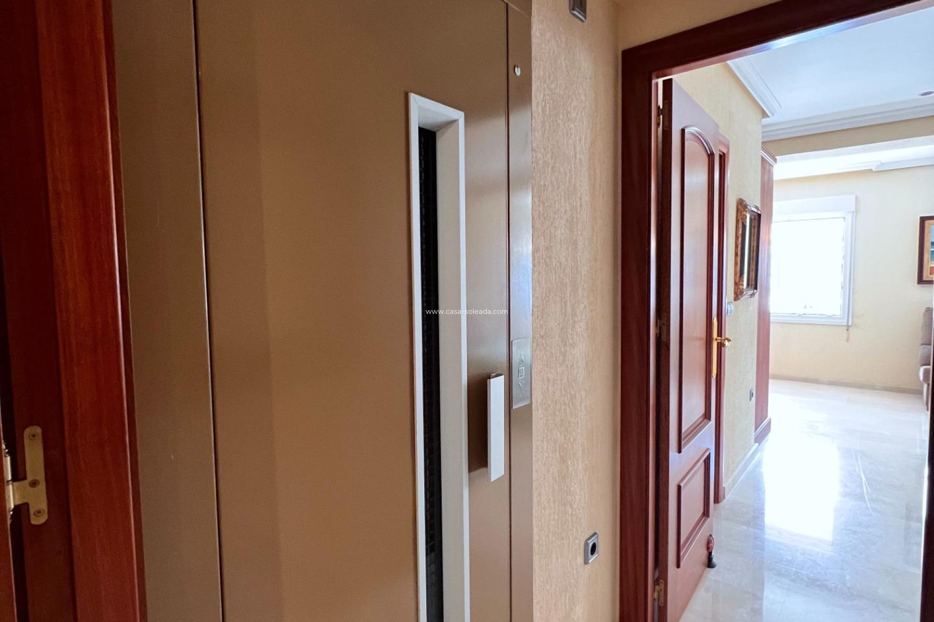 Resale - Apartment / flat - Torrevieja