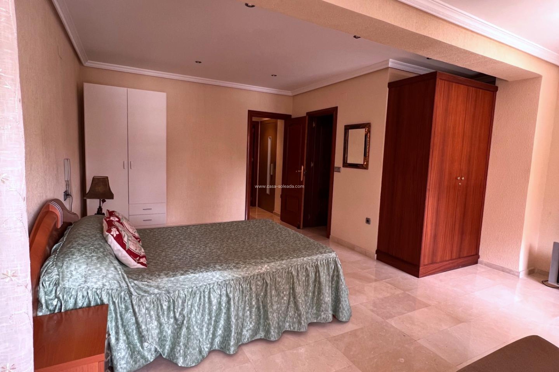 Resale - Apartment / flat - Torrevieja