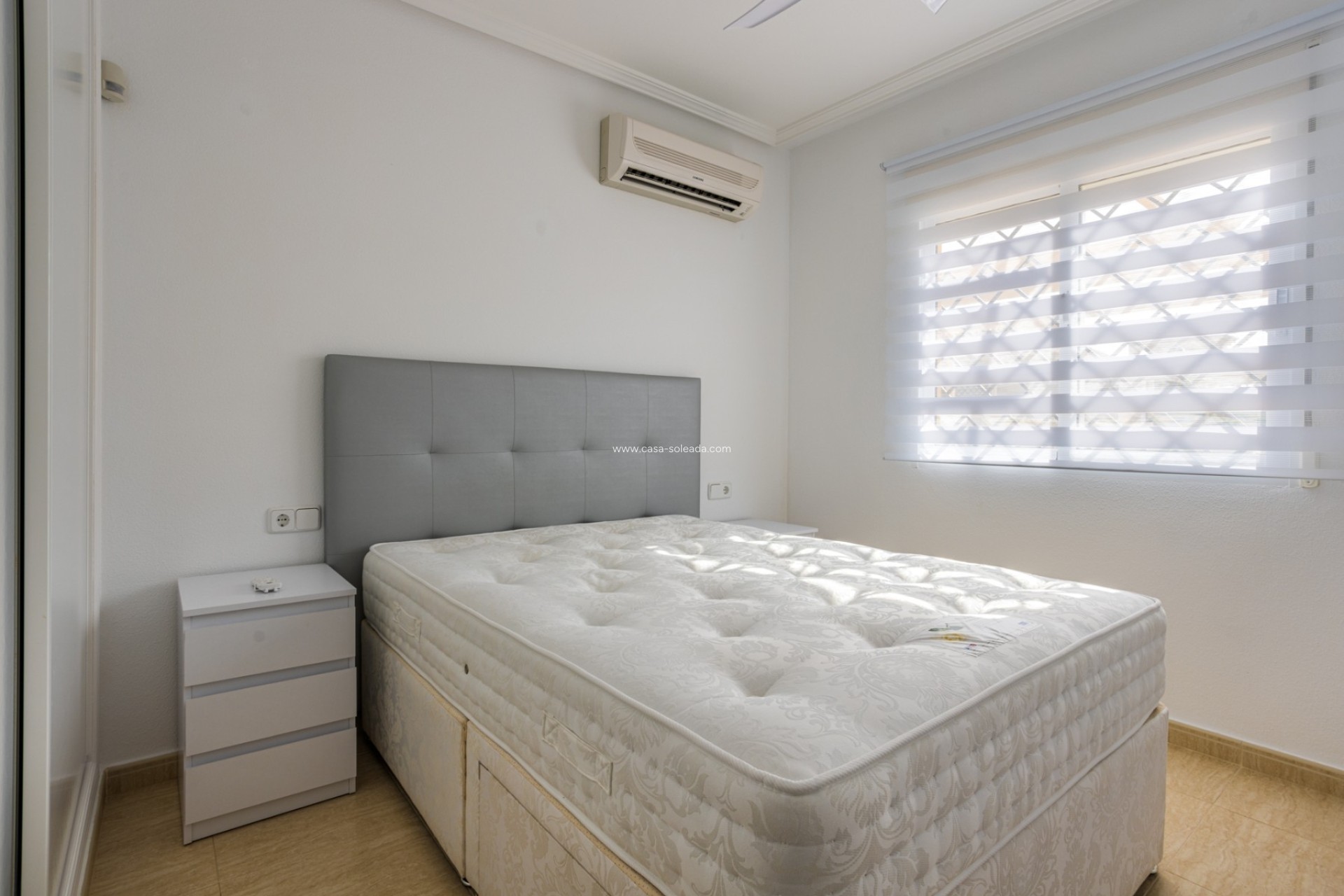 Resale - Bungalow - Los Montesinos
