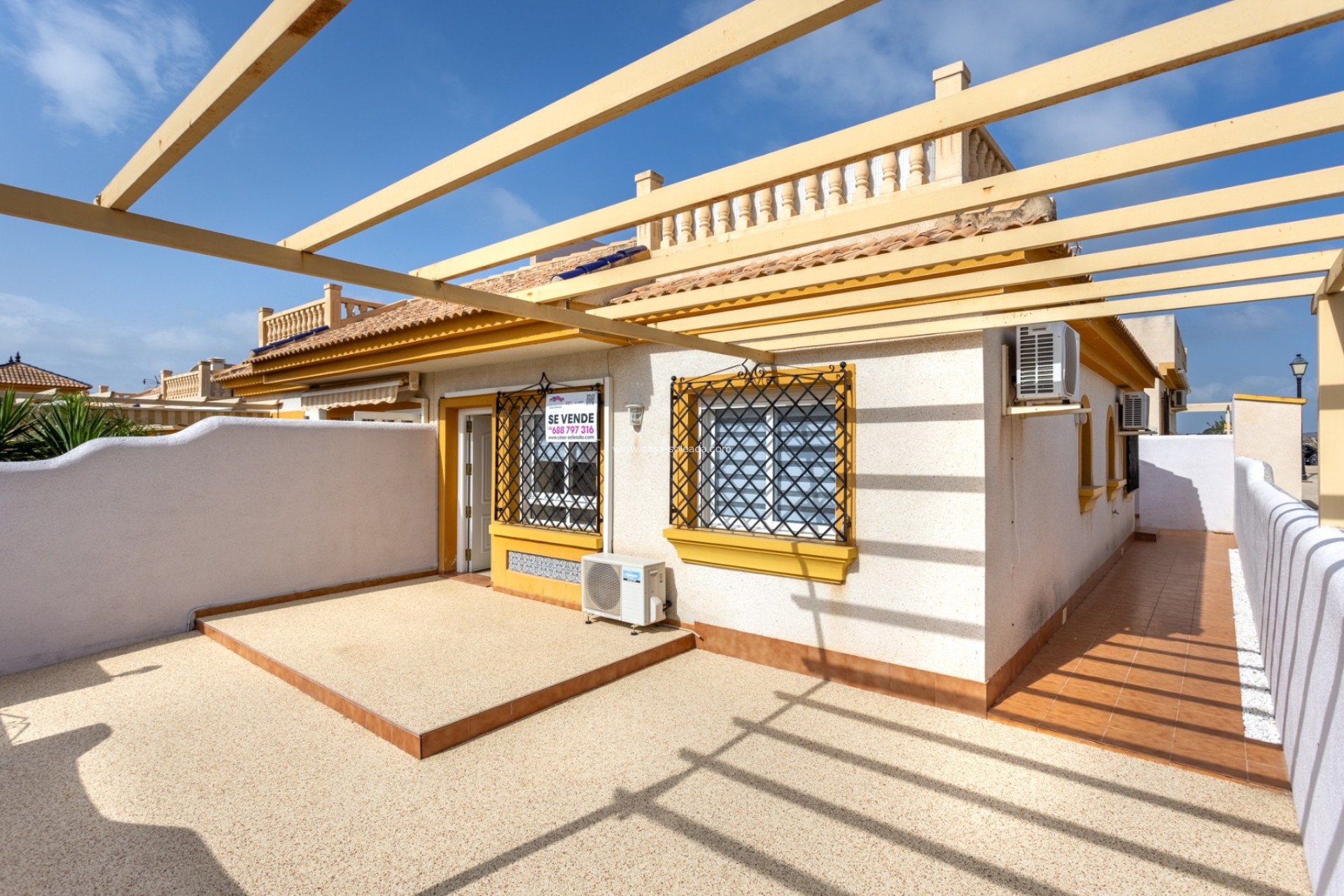 Resale - Bungalow - Los Montesinos