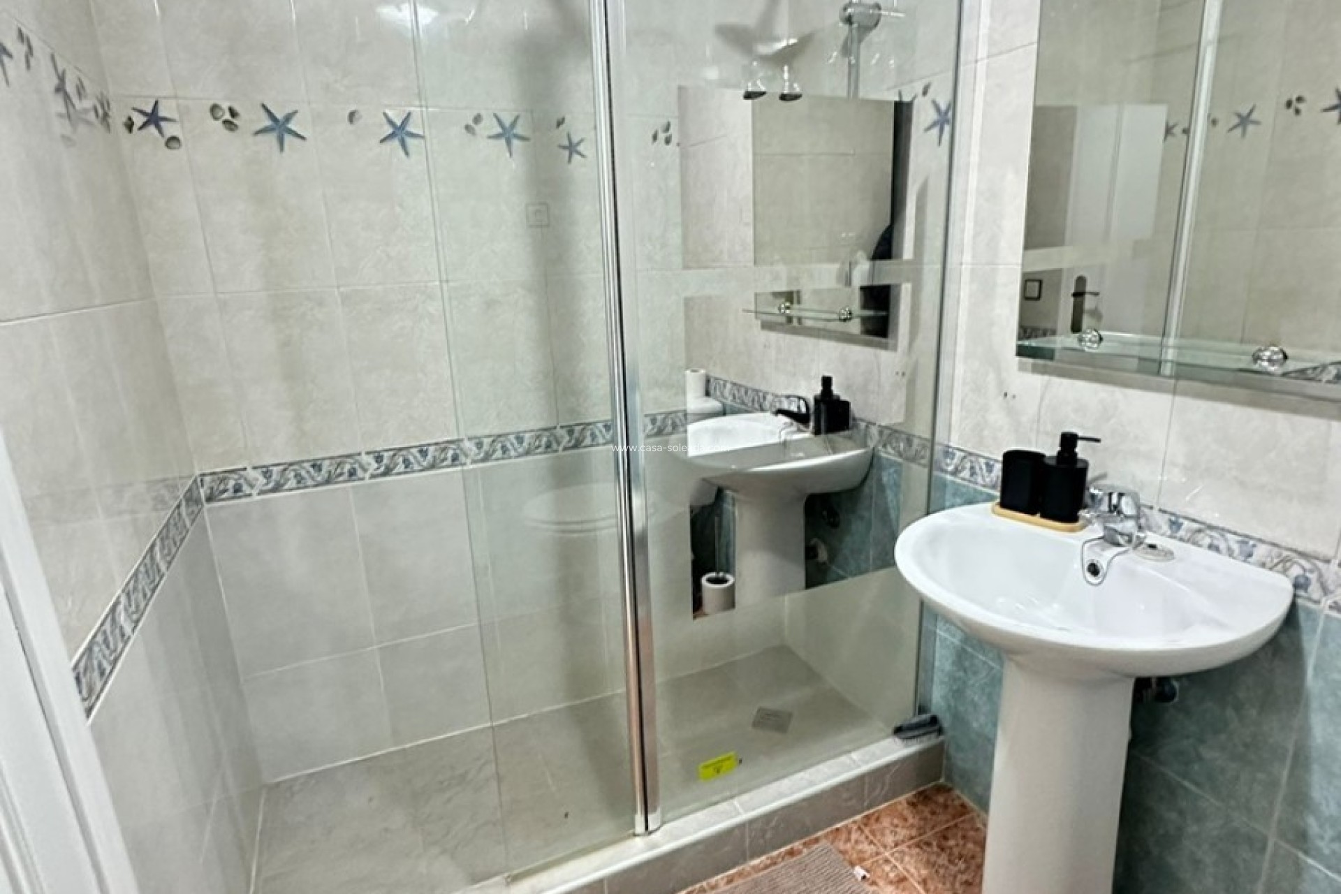Resale - Bungalow - Orihuela - Inland