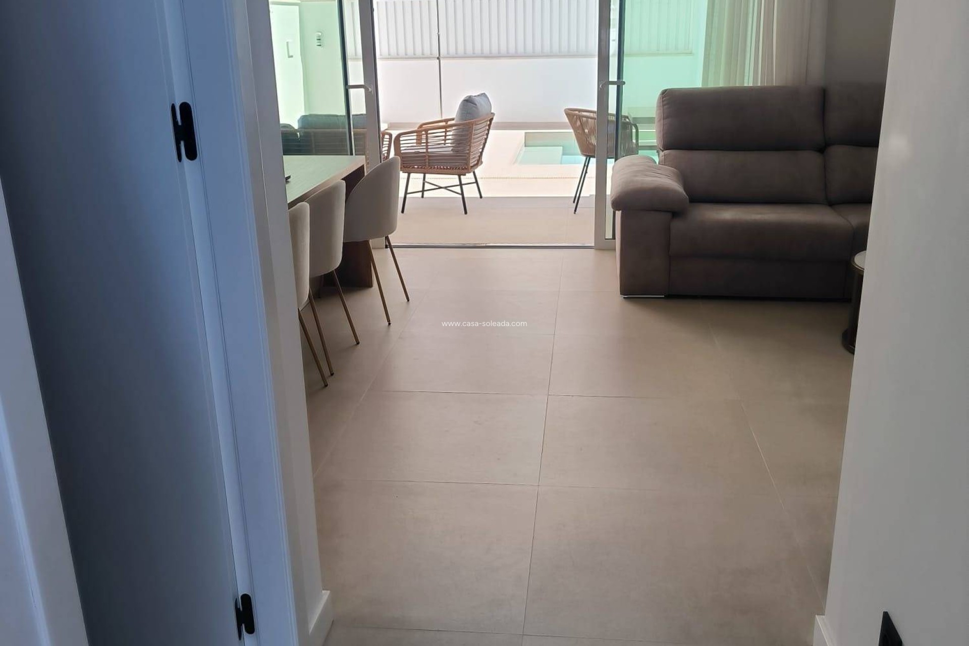 Resale - Bungalow - Pilar de la Horadada - El Mojón