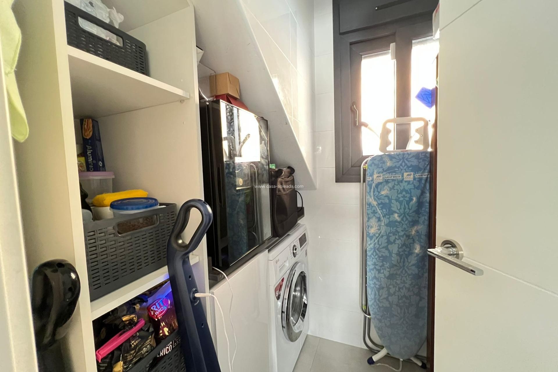 Resale - Bungalow - Pilar de la Horadada - Pueblo Latino