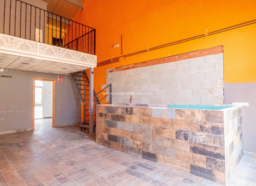 Resale - Commercial - La Finca Golf - Algorfa