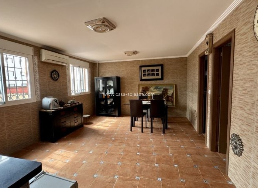 Resale - Commercial - Orihuela Costa - Costa Blanca