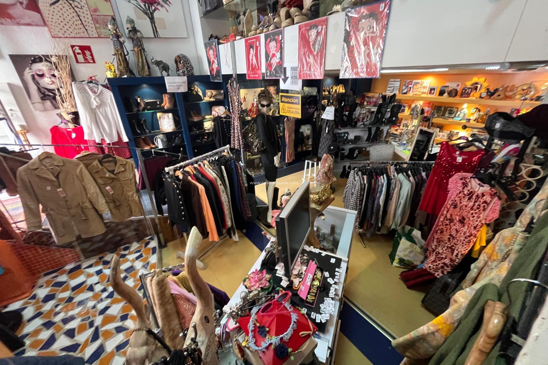 Resale - Commercial - Torrevieja