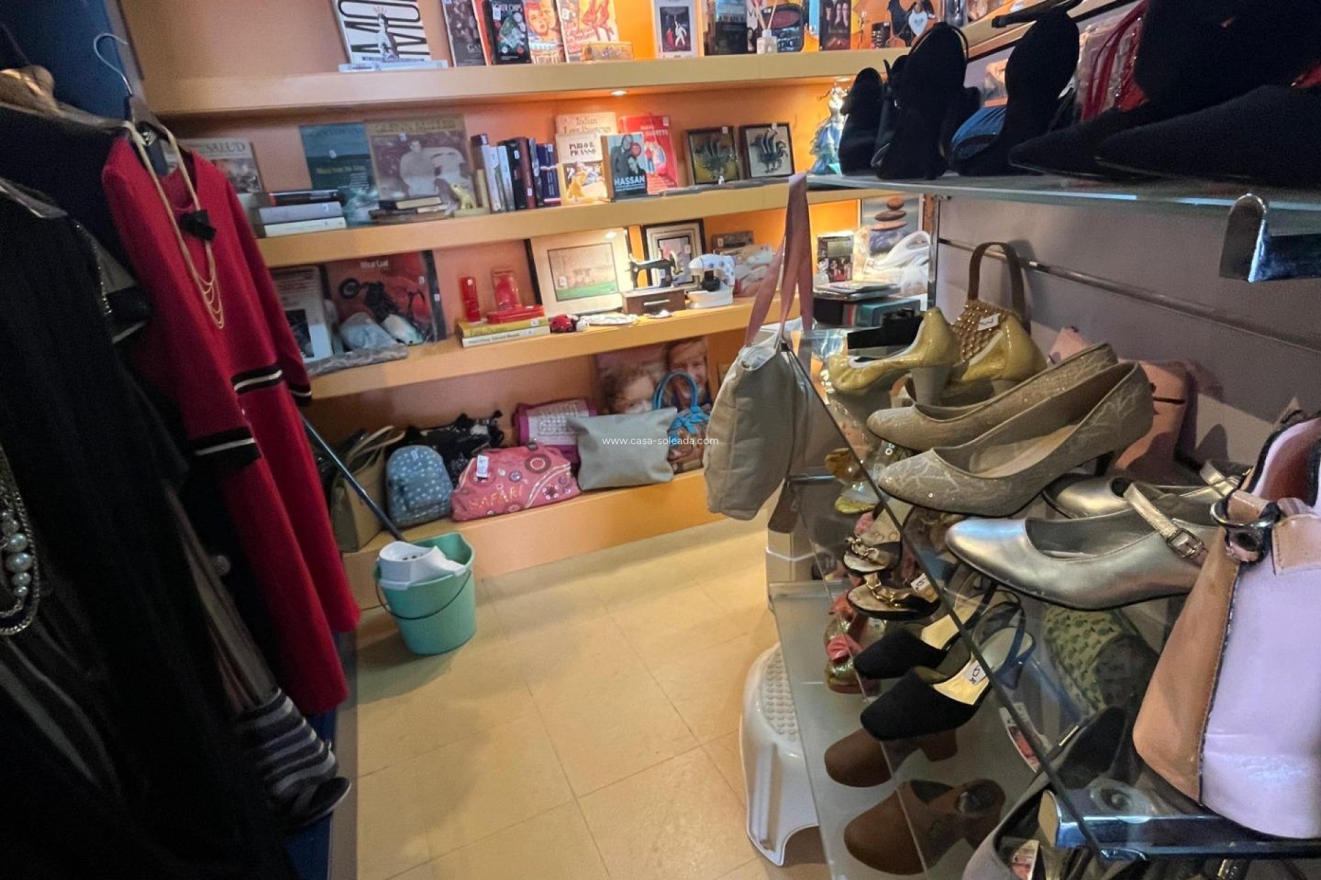 Resale - Commercial - Torrevieja