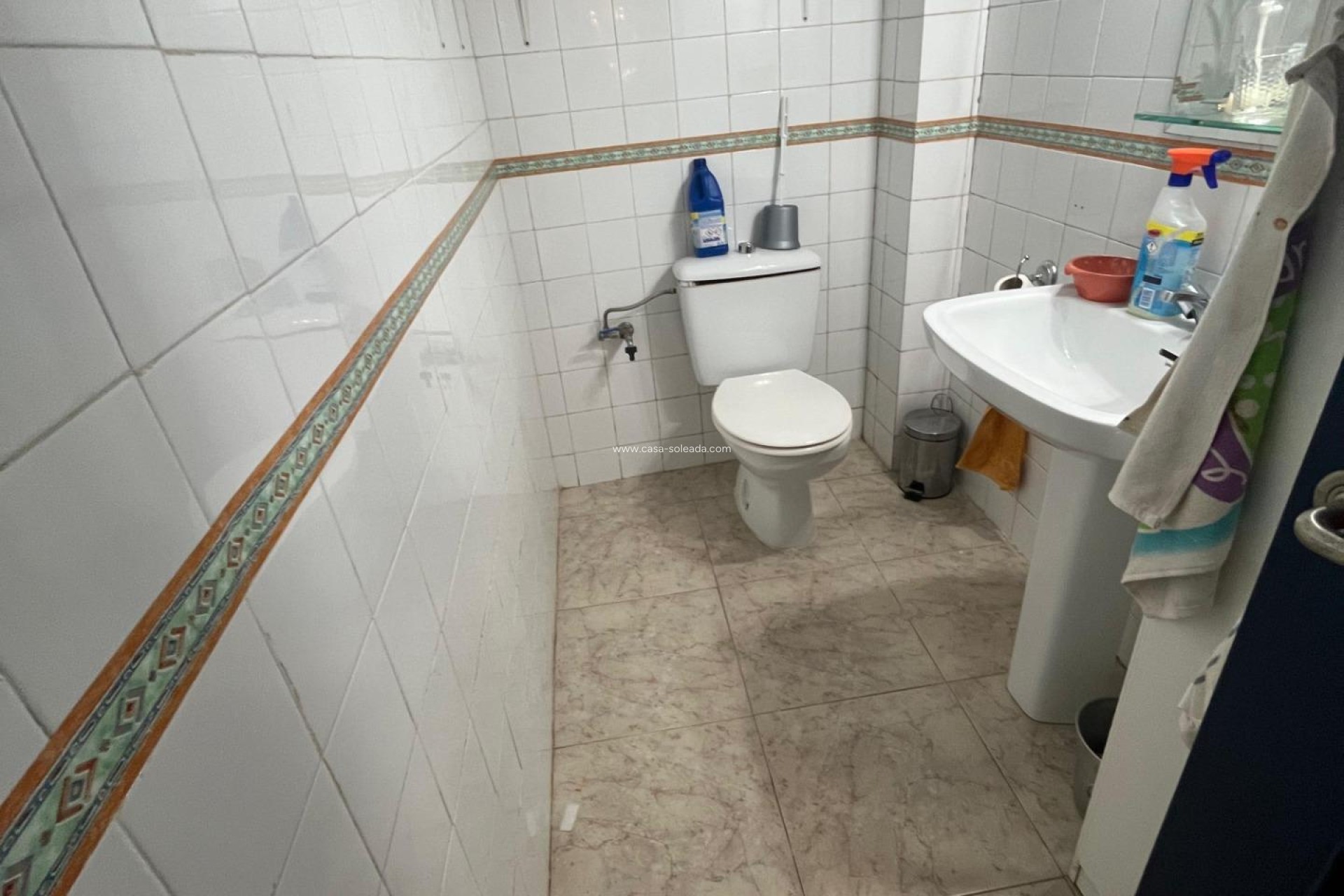 Resale - Commercial - Torrevieja