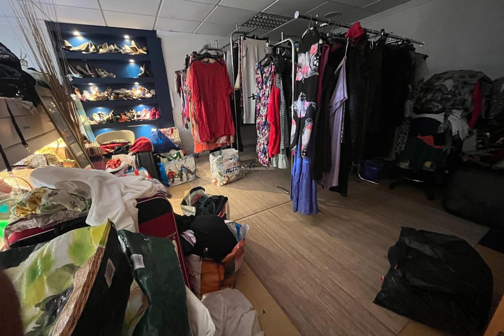 Resale - Commercial - Torrevieja