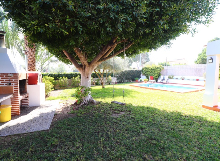 Resale - Country Property/Finca - Benijofar