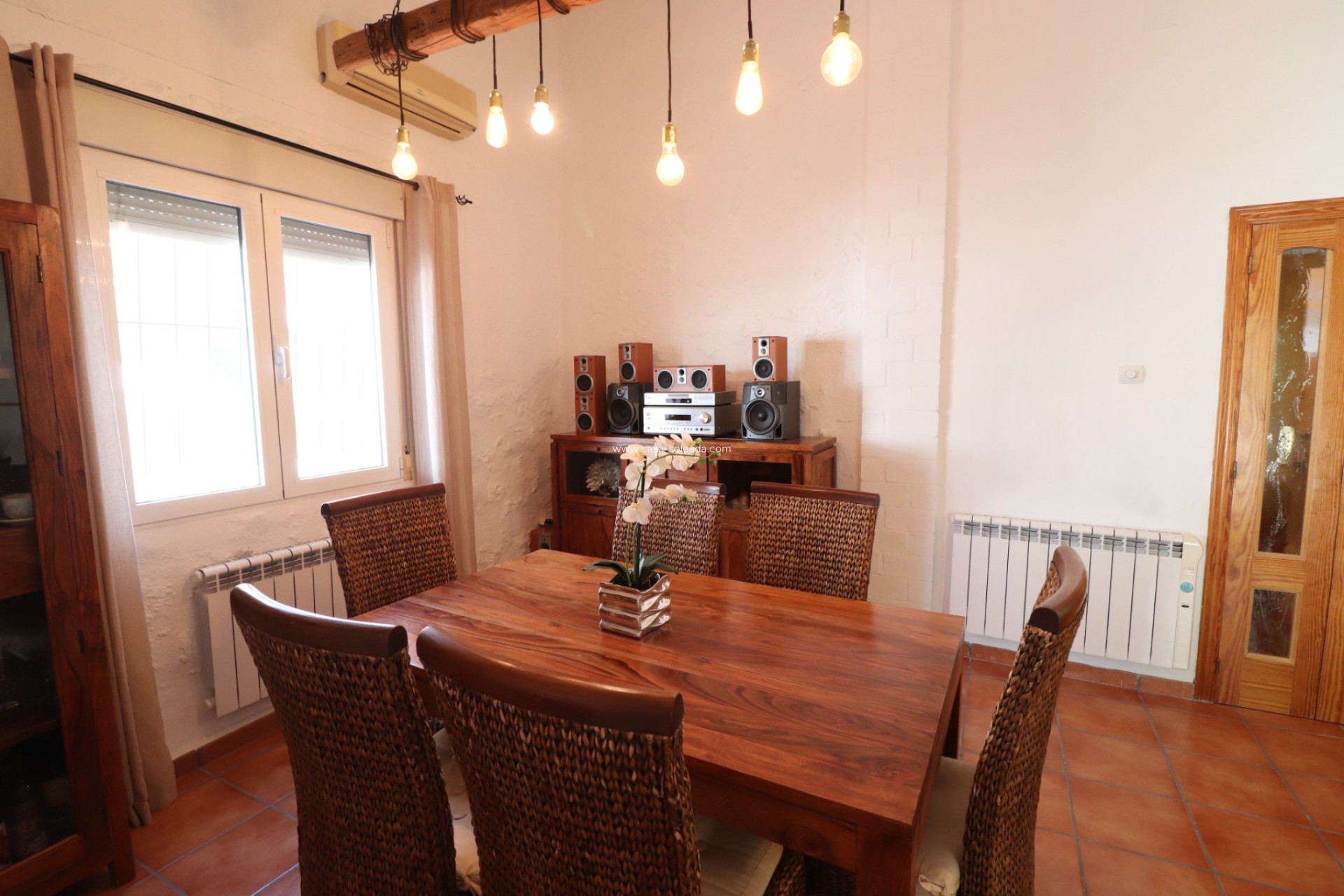 Resale - Country Property/Finca - Benijofar