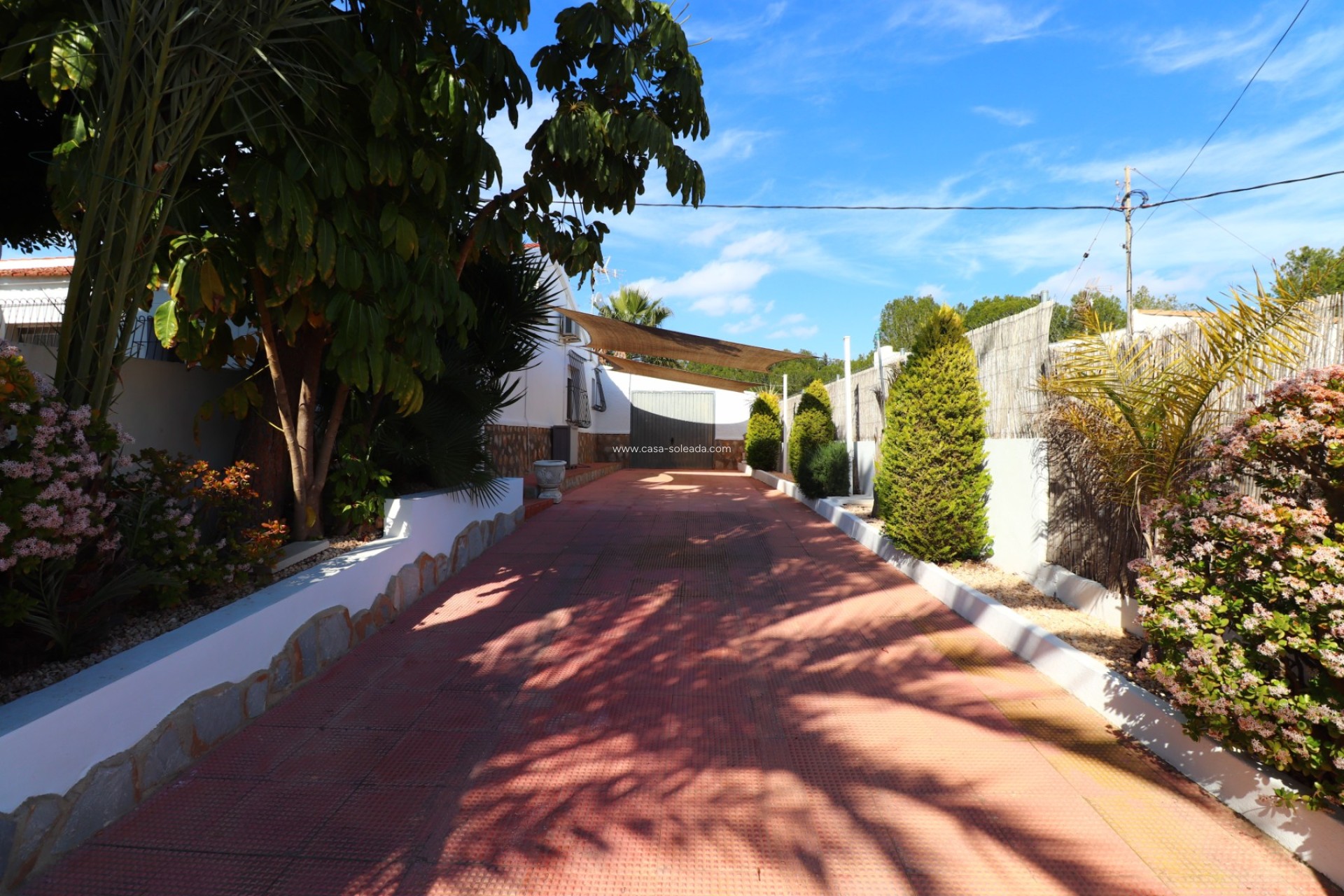 Resale - Country Property/Finca - Benijofar