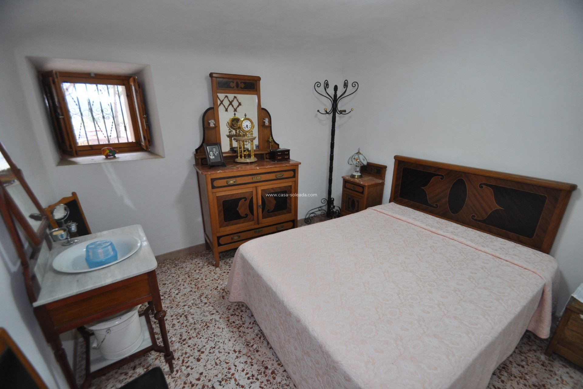 Resale - Country Property/Finca - Pinoso - Inland