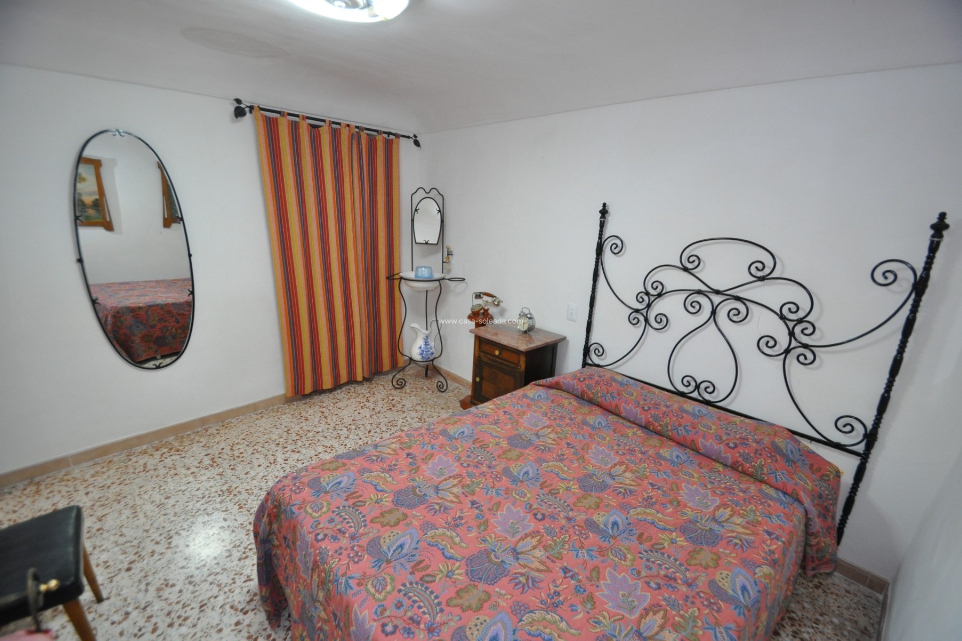 Resale - Country Property/Finca - Pinoso - Inland