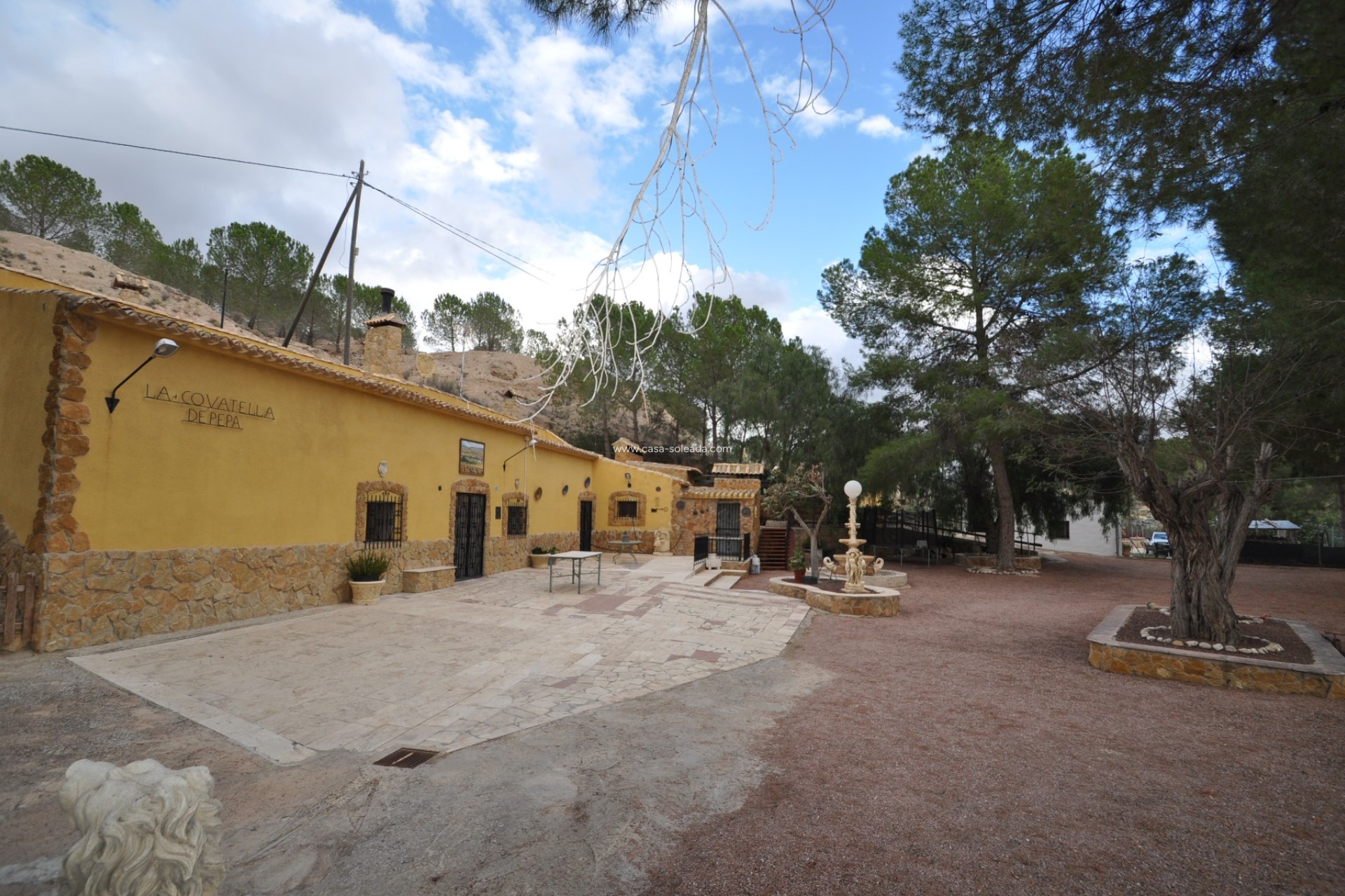 Resale - Country Property/Finca - Pinoso - Inland