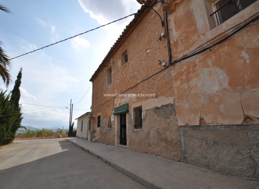 Resale - Country Property/Finca - Pinoso - Inland