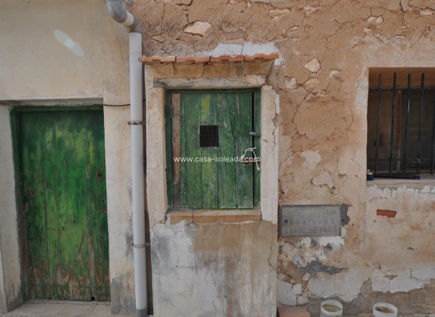 Resale - Country Property/Finca - Pinoso - Inland