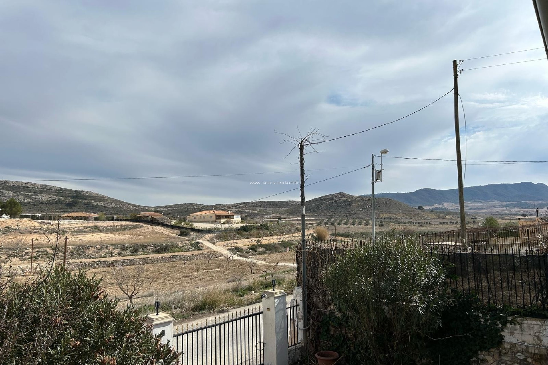 Resale - Country Property/Finca - Torre Del Rico