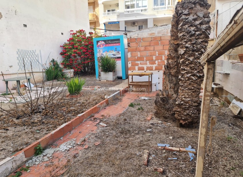 Resale - Land - Torrevieja - Estacion Autobuses