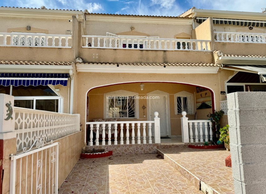 Resale - Townhouse - Ciudad Quesada