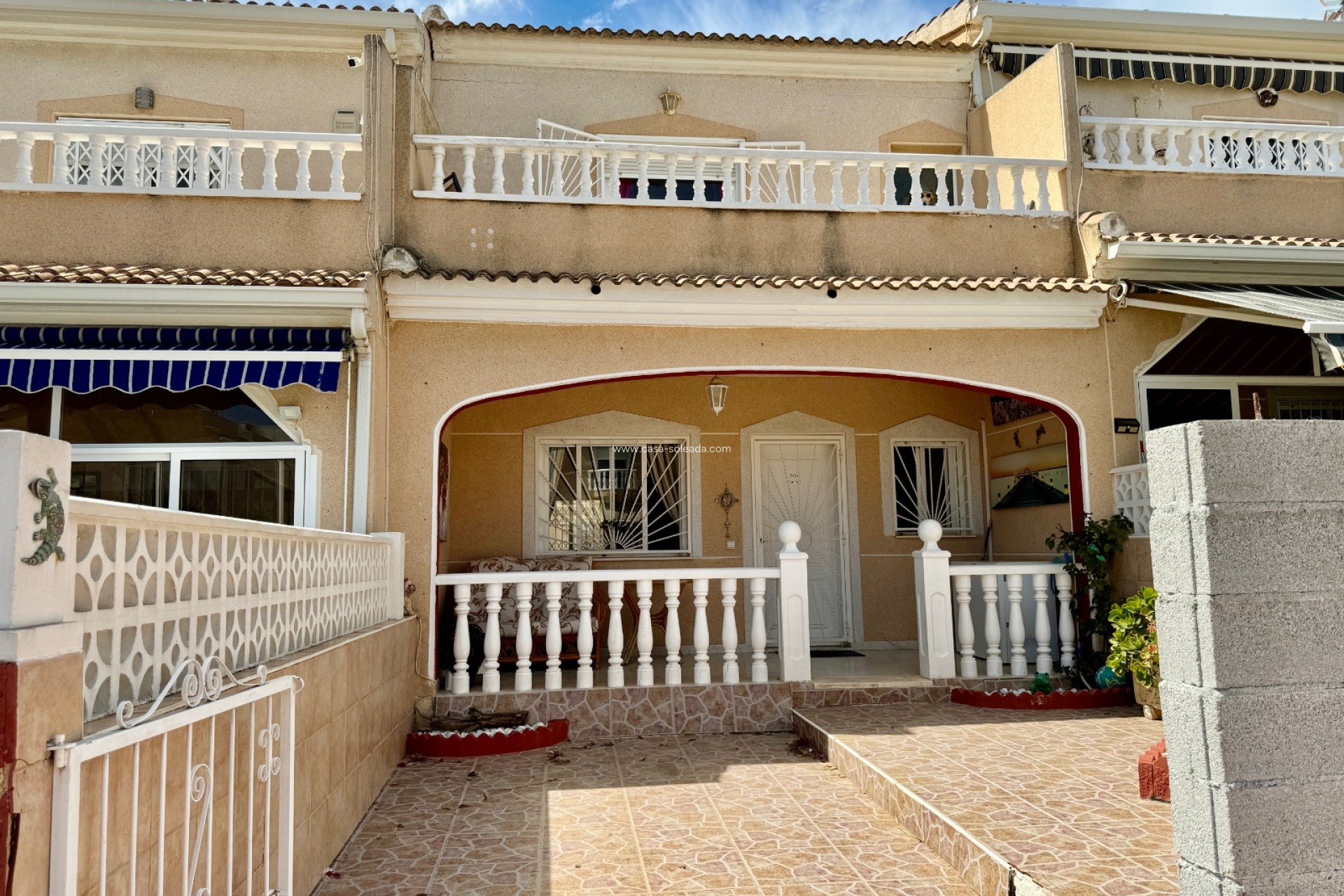 Resale - Townhouse - Ciudad Quesada