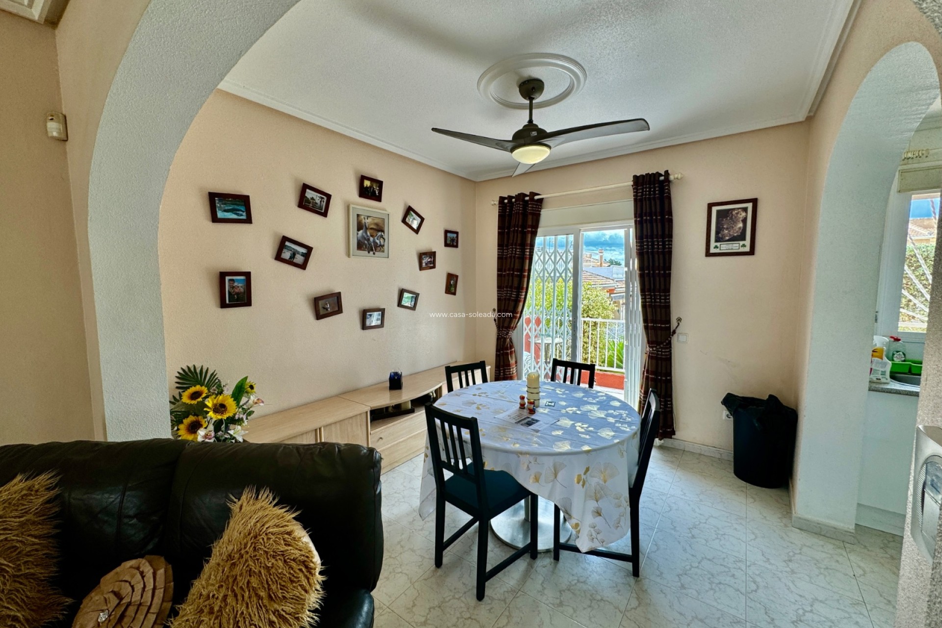 Resale - Townhouse - Ciudad Quesada